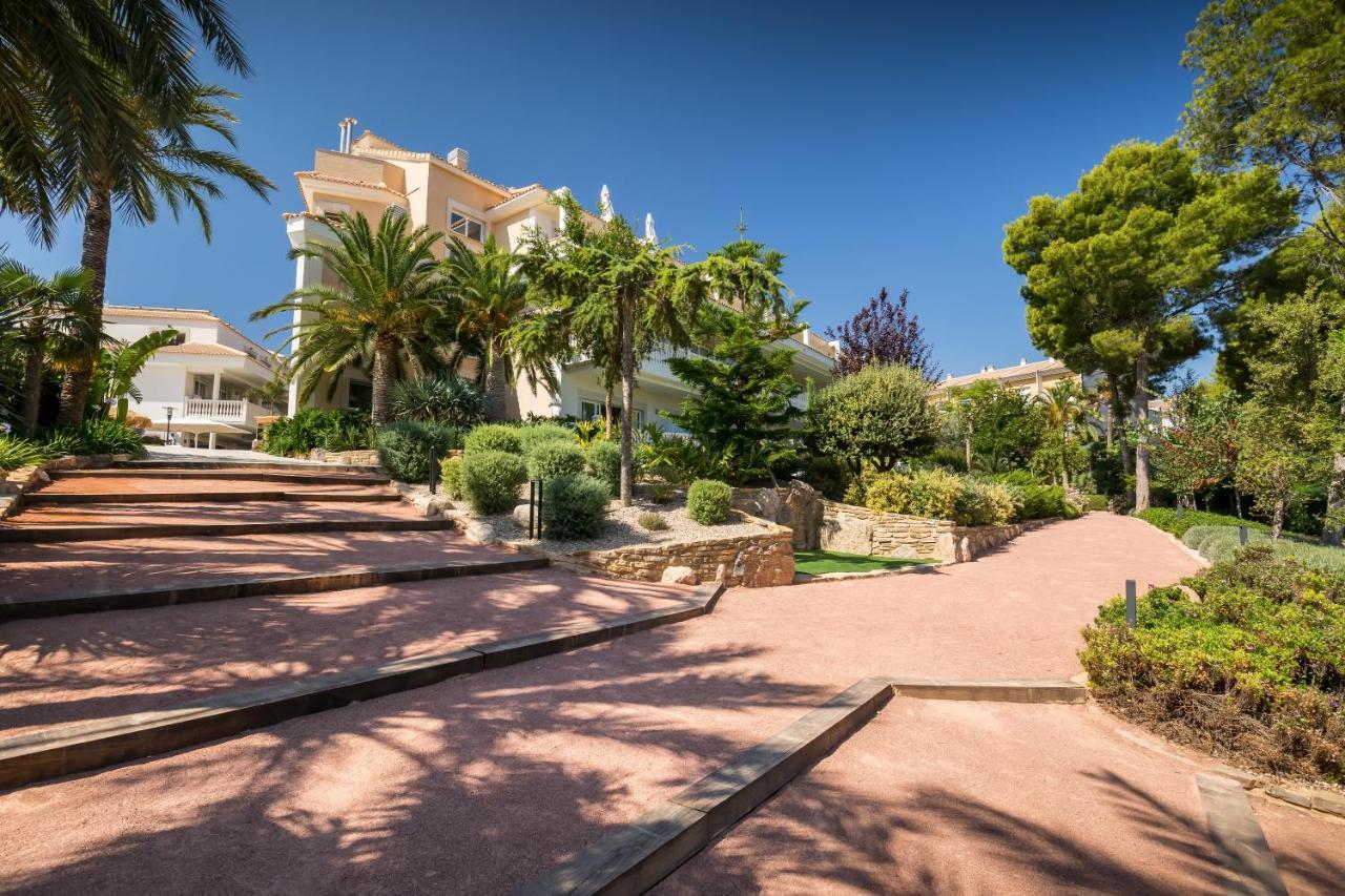 Barcelo La Nucia Hills Hotel Exterior photo The park of the hotel