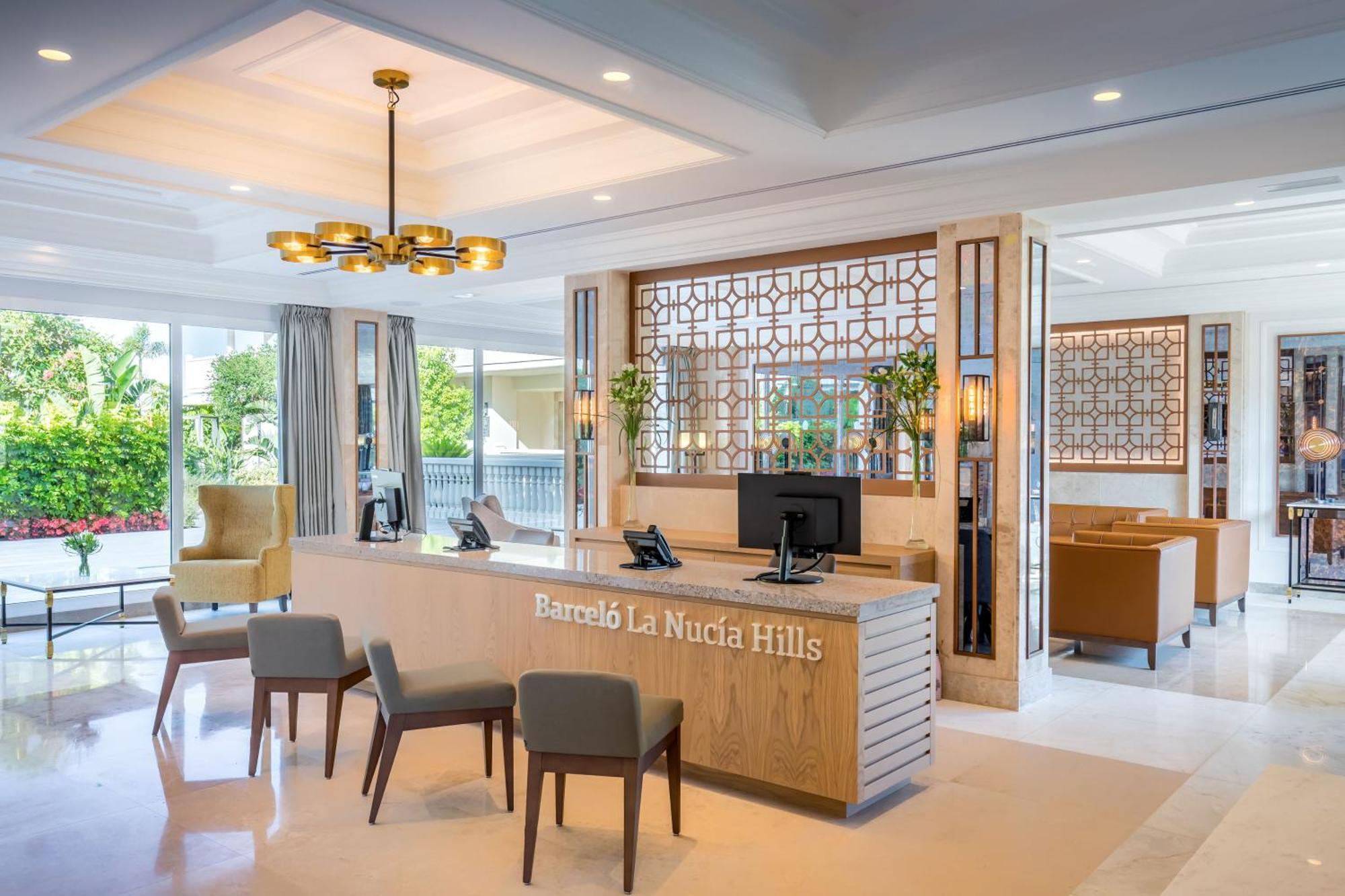 Barcelo La Nucia Hills Hotel Exterior photo Concierge desk at the Mandarin Oriental, Dubai